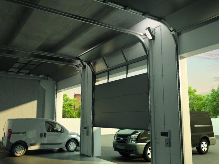 Bramy segmentowe przemysłowe